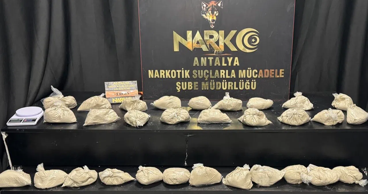 15 Kilogram Eroin Ele Geçirildi
