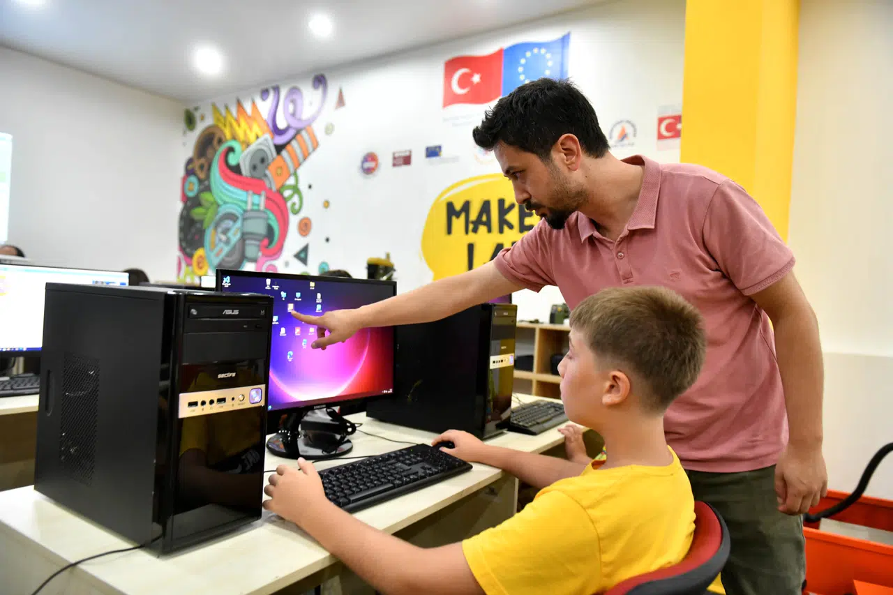 Antalya’da çocuklara geleceği kodlayan eğitim