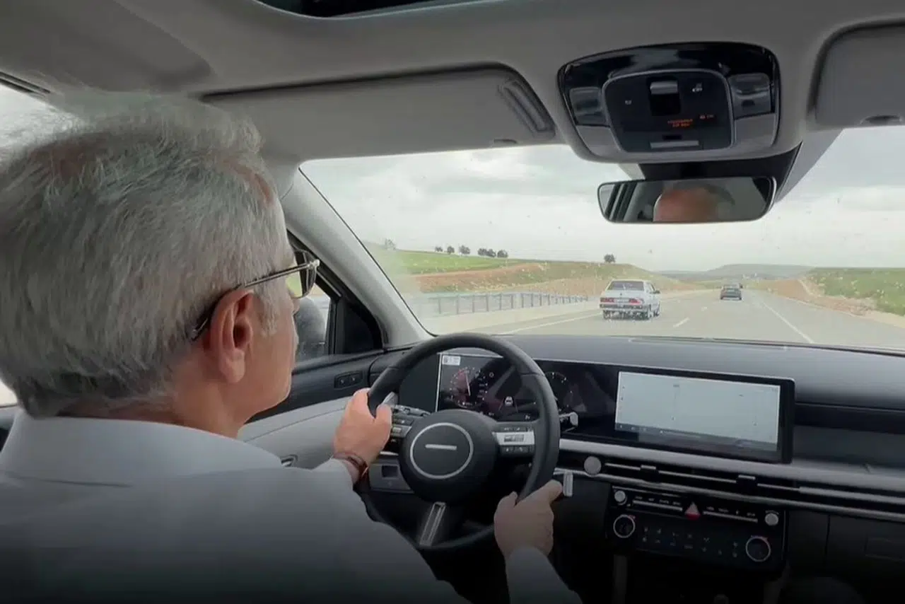 Bakan Uraloğlu'ndan melodili yol deneyimi... Yollarda yeni melodi ne olacak?