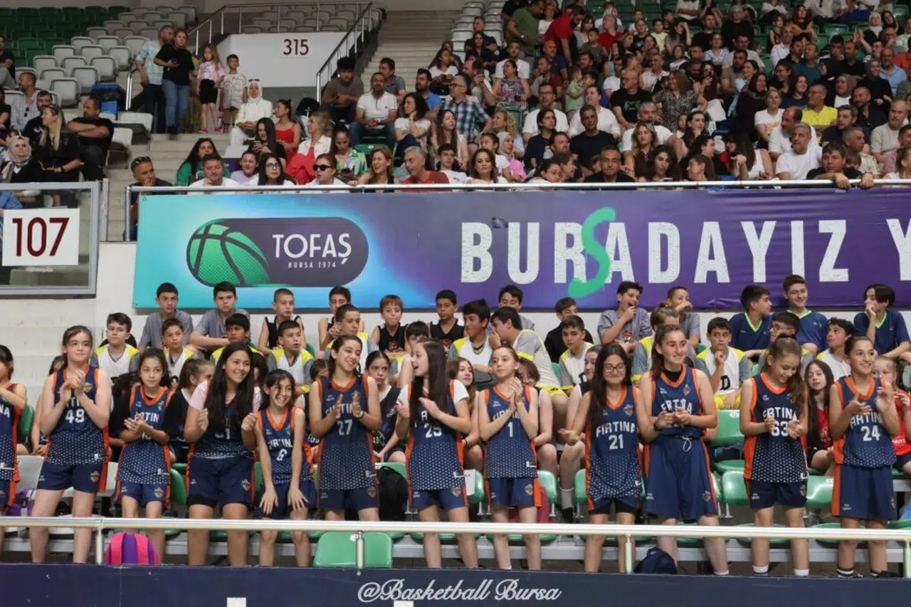 Basketbolda sezon finali Bursa’da yapıldı