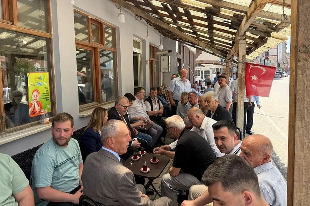 Bilecik Pazaryeri Yeni Mahalle’de bayram coşkusu