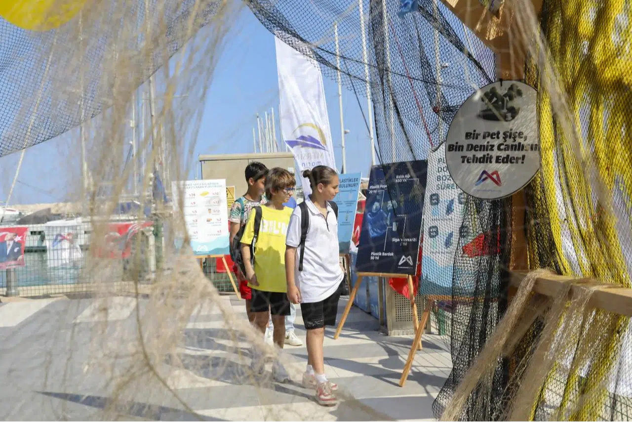 Denizden çıkan çöpler farkındalığa dönüştü
