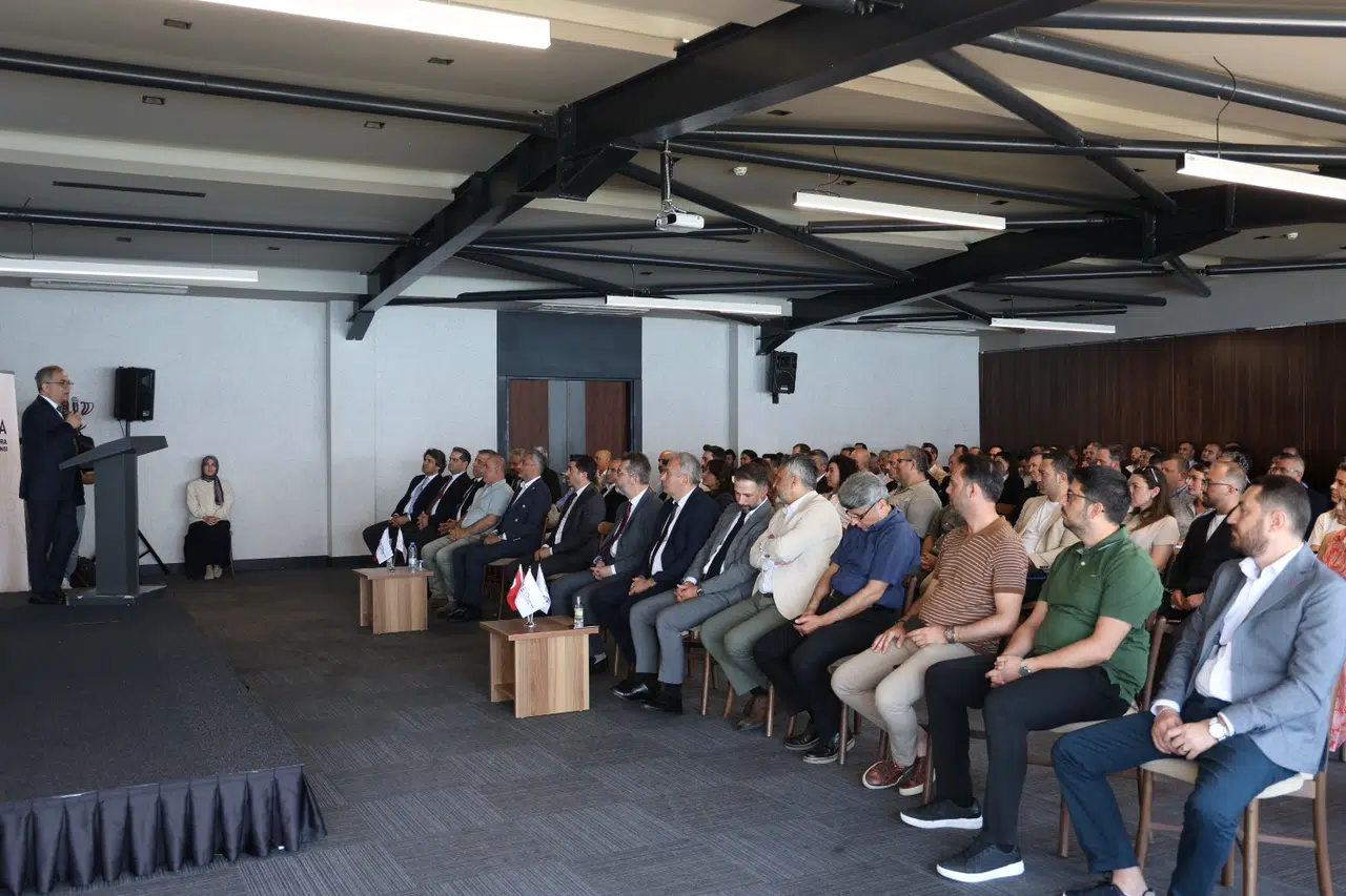 Kocaeli Büyükşehir’den personele mesleki gelişim eğitimi