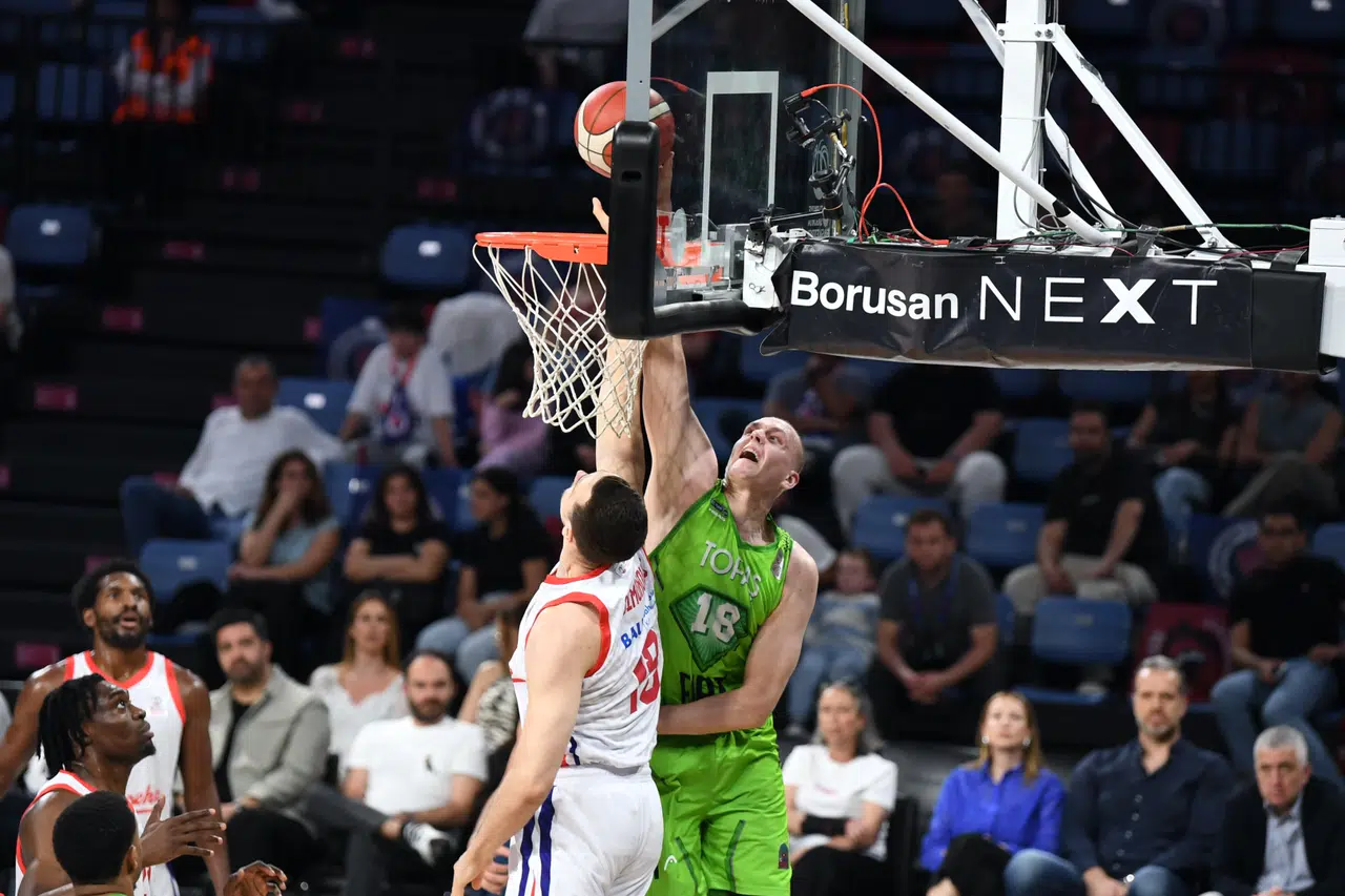 TOFAŞ potada seriyi eşitledi... Son maç 2 Haziran'da Bursa'da