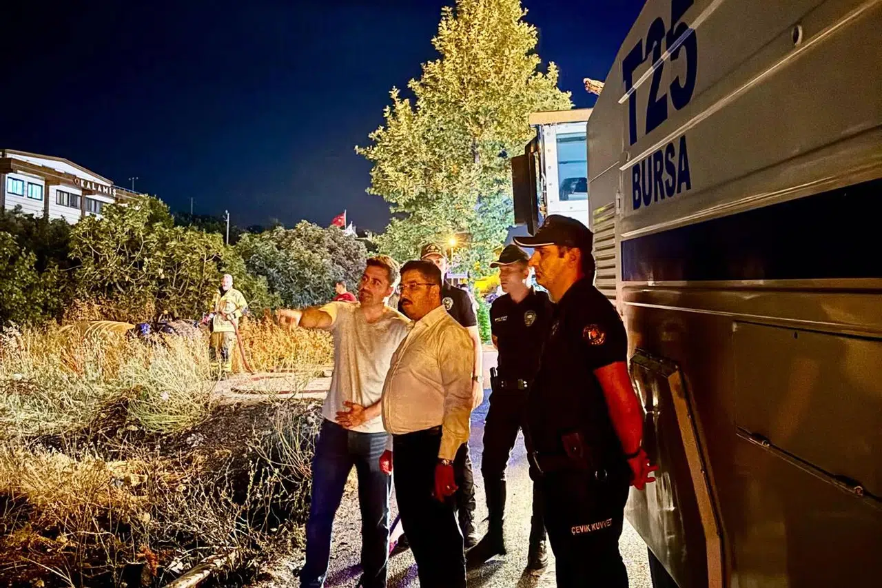 Yangın kontrol altına alındı! 4 dönüm alan zarar gördü!