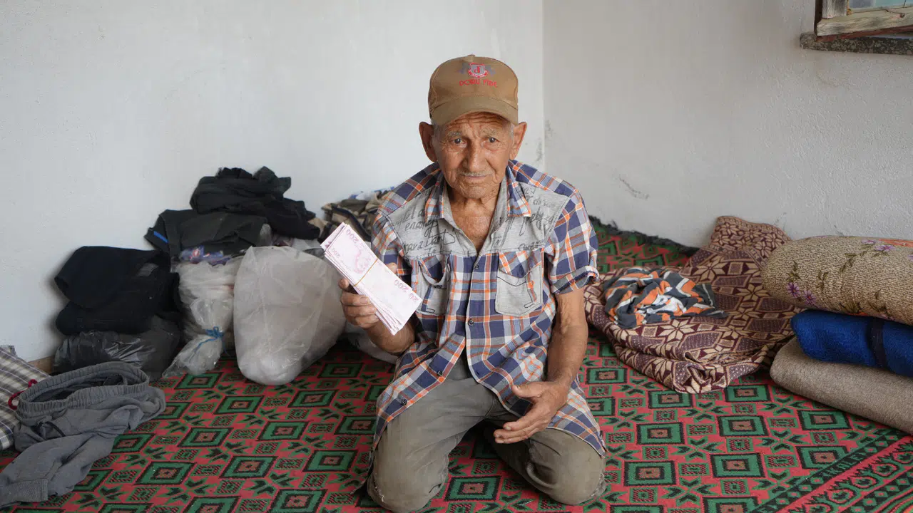 Evde Biriktirdiği Paraları Yangında Kaybetti, İmdadına Merkez Bankası Yetişti