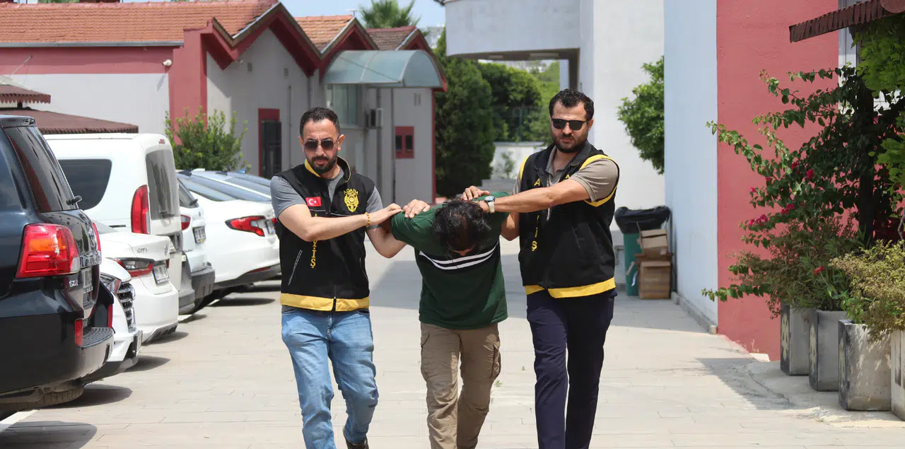 Gençleri Sopayla Dövdüğü İddia Edilen Şüpheli Serbest Kaldı