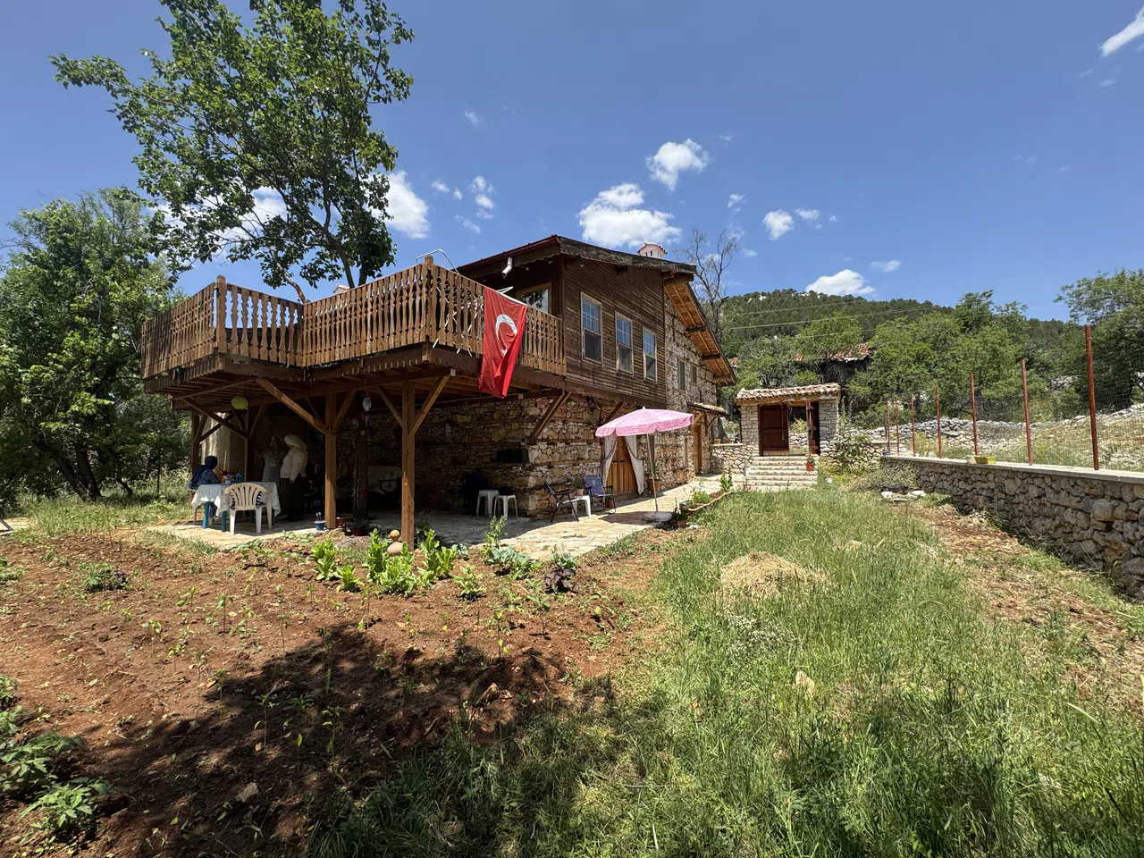 Atalarından Kalan Tarihi 'Düğmeli Evi' Restore Edip Turizme Kazandırdı