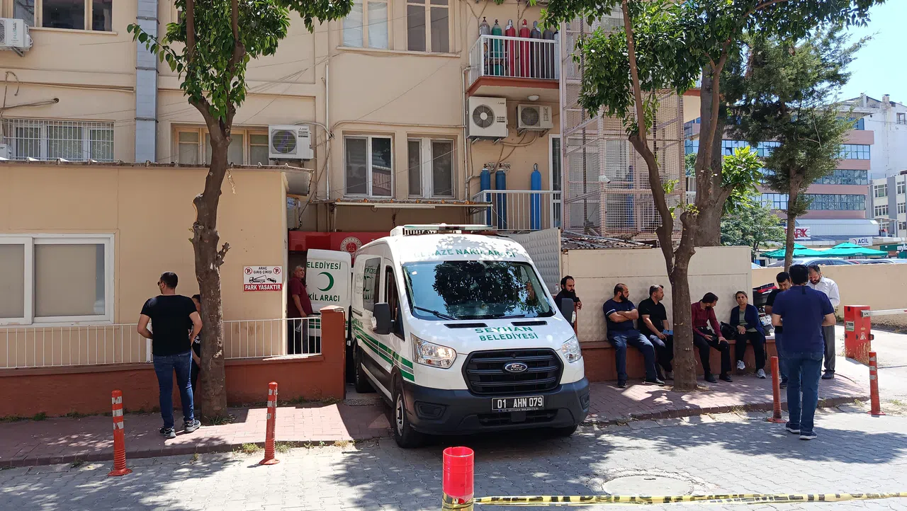 Babalar Gününde Hayatını Kaybeden Baba Ve Kızlarının Cenazesi Adli Tıptan Alındı