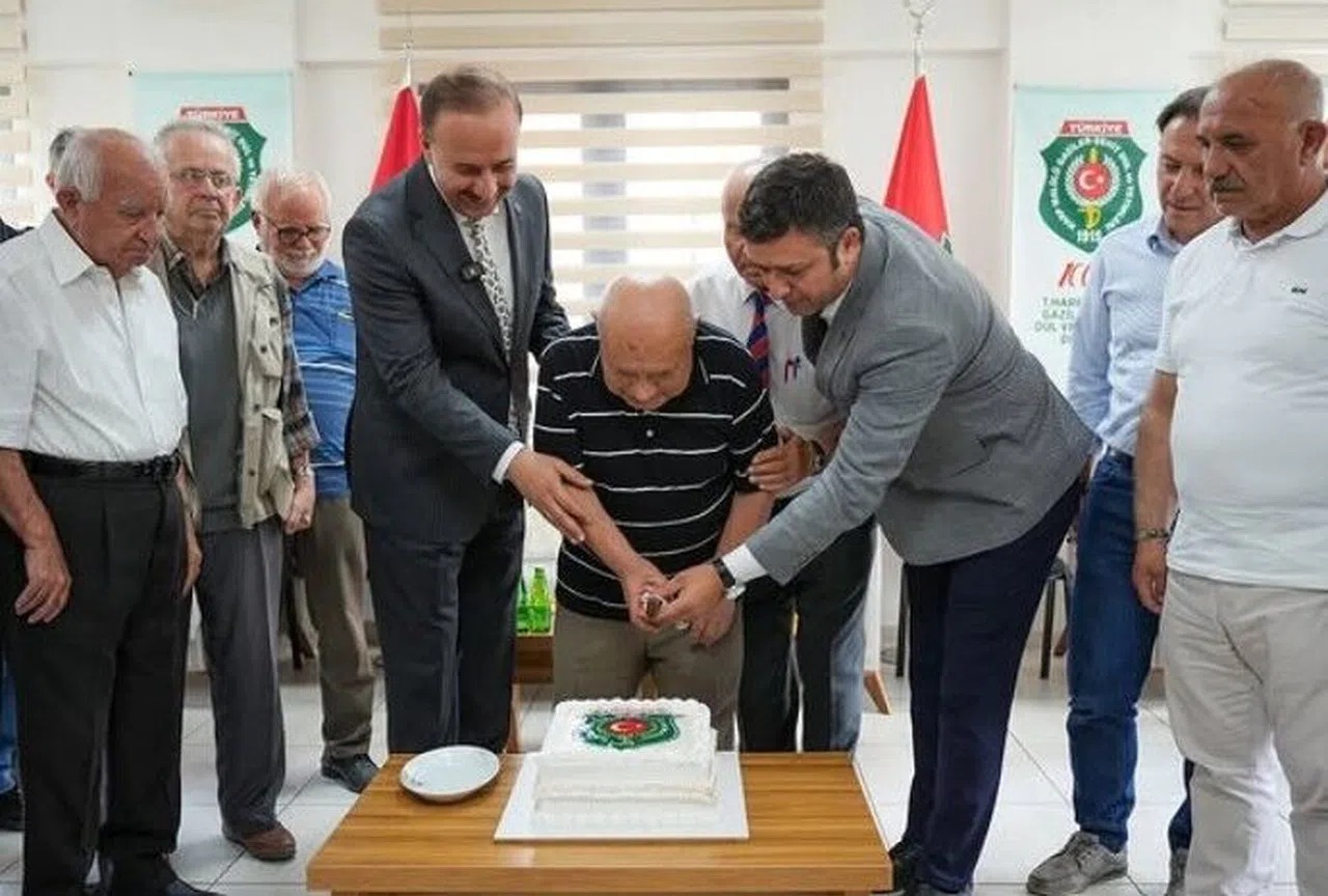 Babalar Günü Şehit Babalarıyla Birlikte Kutlandı