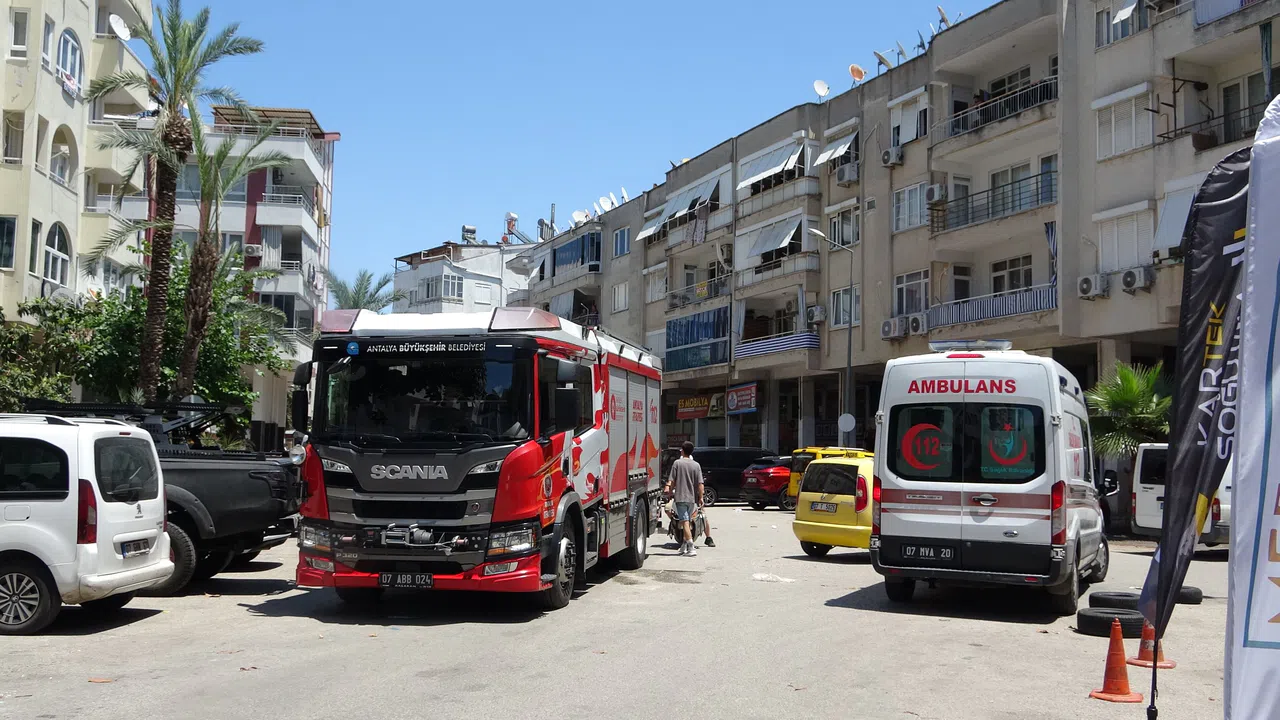 Balkonda Çıkan Yangın Korkuttu