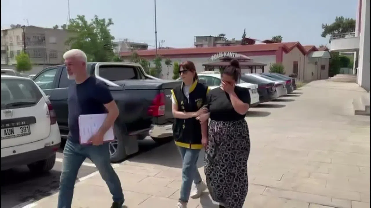 Çarşafa Girip Hırsızlık Yapan Kadın Tutuklandı