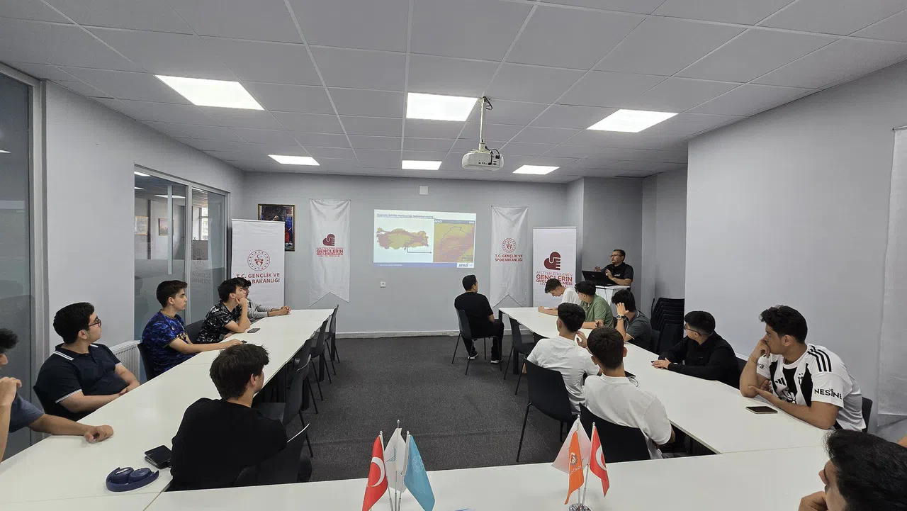 Kahramanmaraş'ta TUGVA’dan Gençlere Afet Bilinci Eğitimi