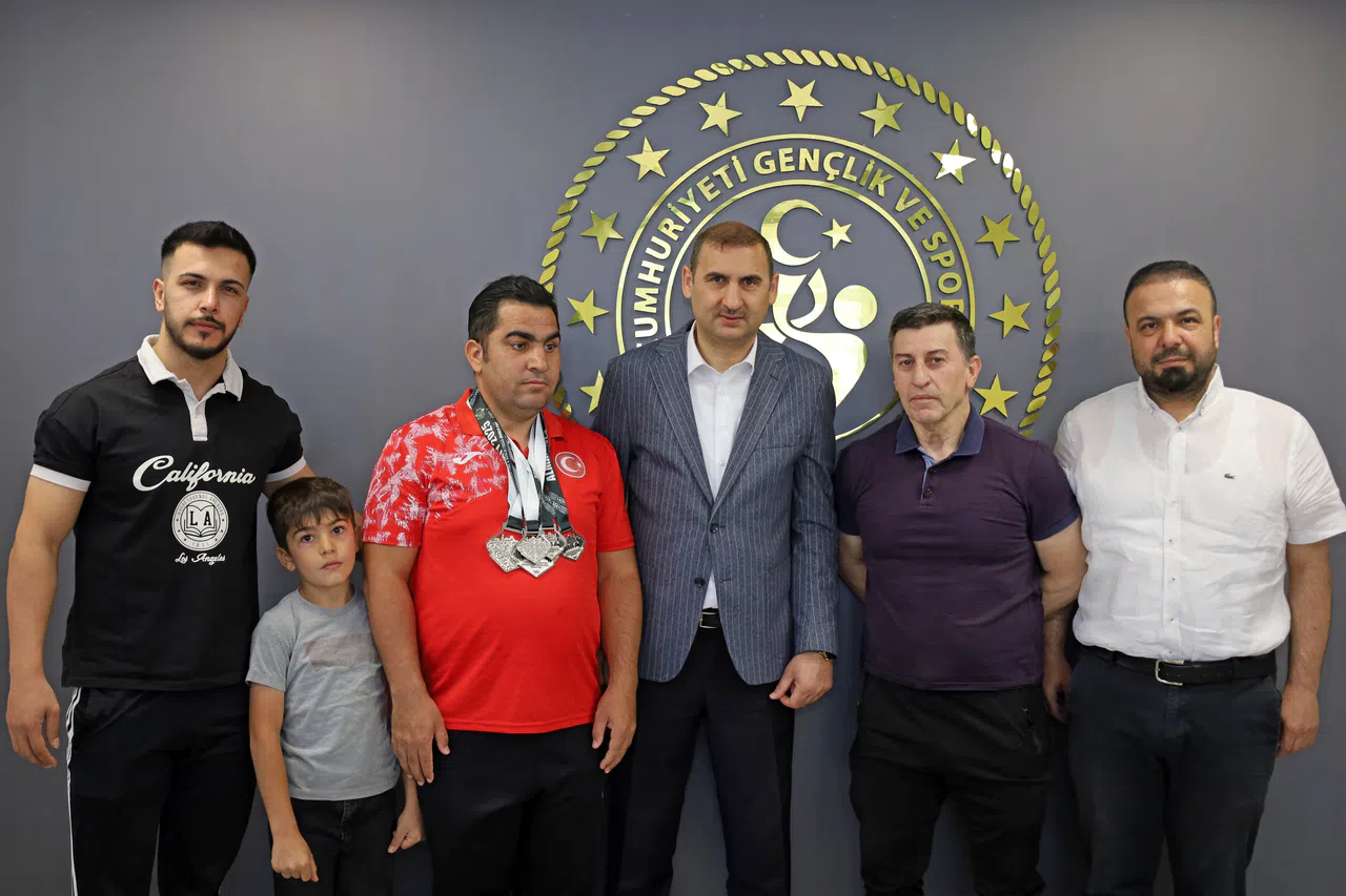 Dünya İkincisi Kahramanmaraşlı Sporcu Yasin Özdemir’i Ziyaret Etti