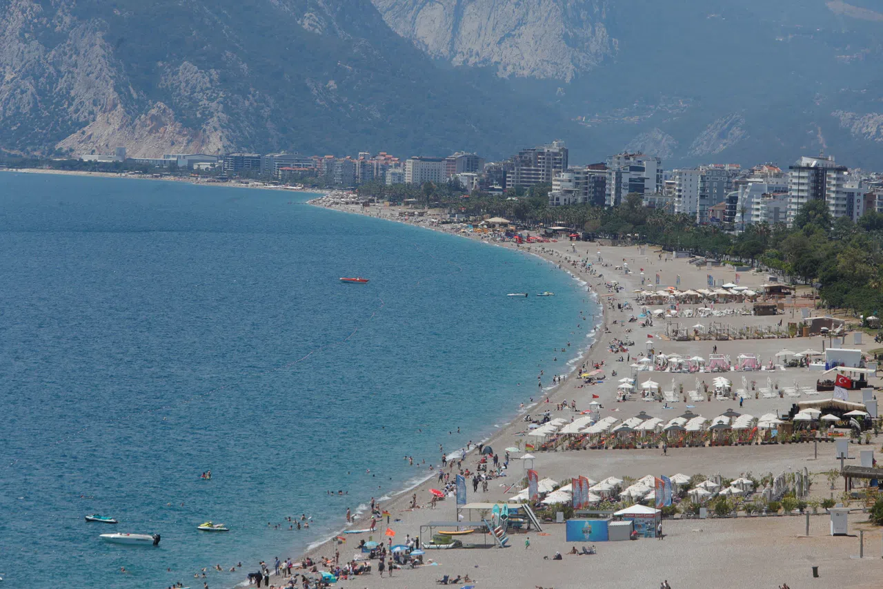 Güneşi Görenler Sahili'ni Doldurdu