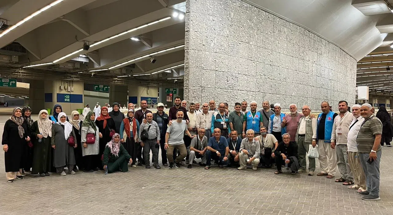 Hacılar Yurda Döndü