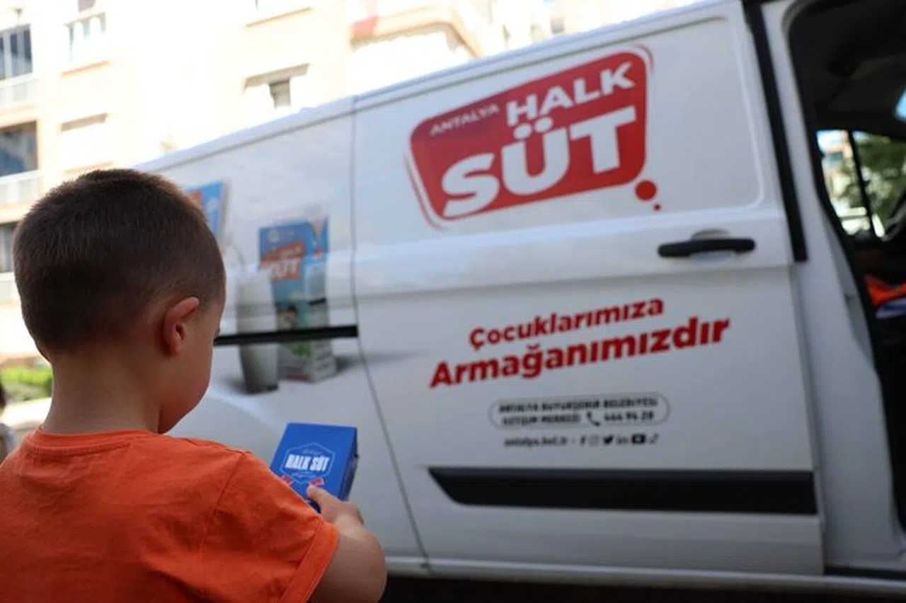Halk Süt Projesi 5 Yılda 30 Bin Çocuğa Ulaştı
