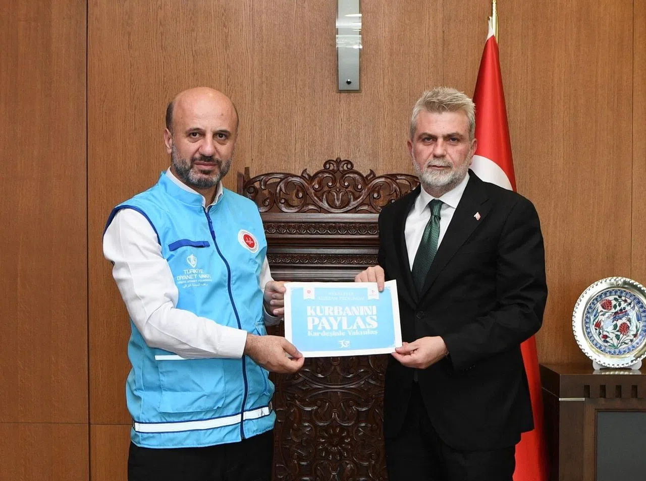 Başkan Fırat Görgel, Türkiye Diyanet Vakfı’na İki Kurban Bağışladı