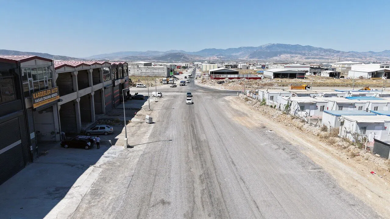 Kahramanmaraş’ta Sanayi Yollarına Neşter: Yeni Asfaltlama Projesi Devrede