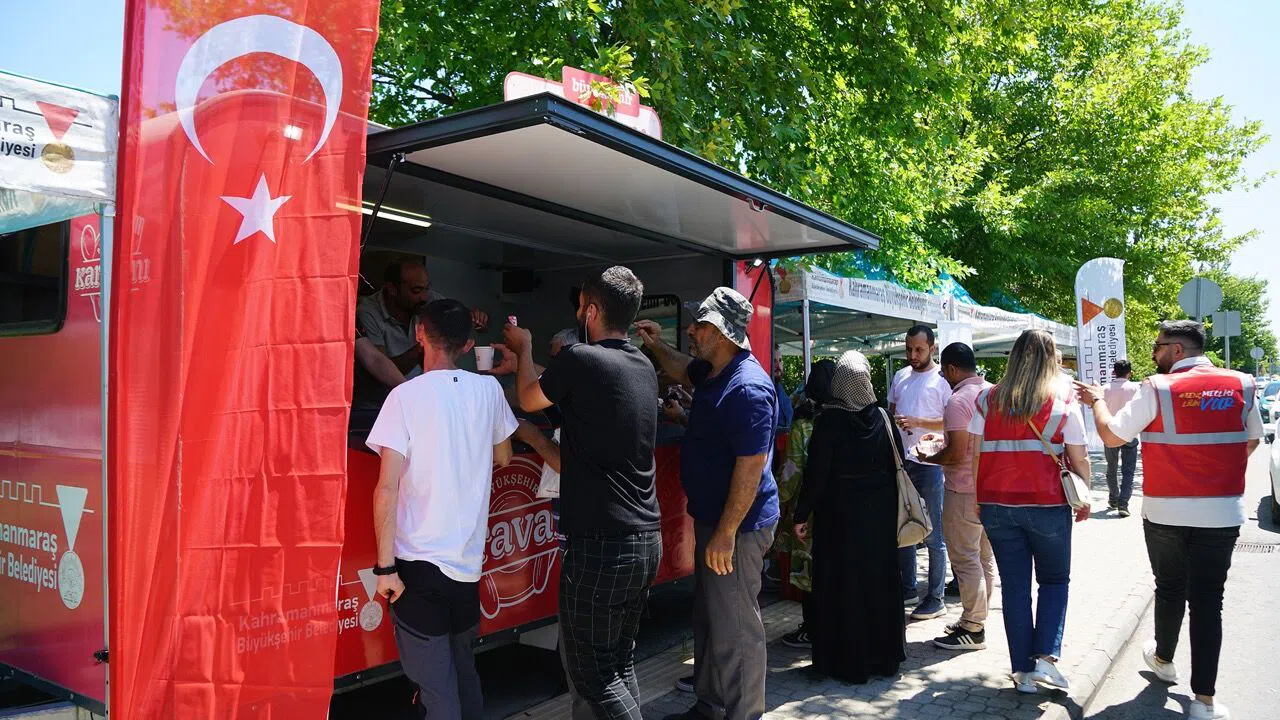 Kahramanmaraş Büyükşehir’den Sınav Sabahı Gönüllere Dokunan Hizmet