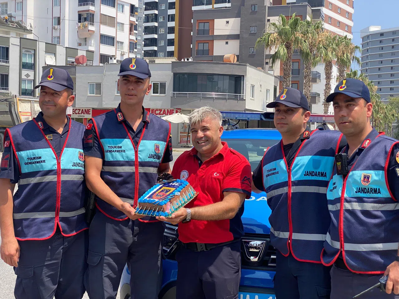 Kavga İhbarına Giden Jandarmaya Sürpriz Kutlama