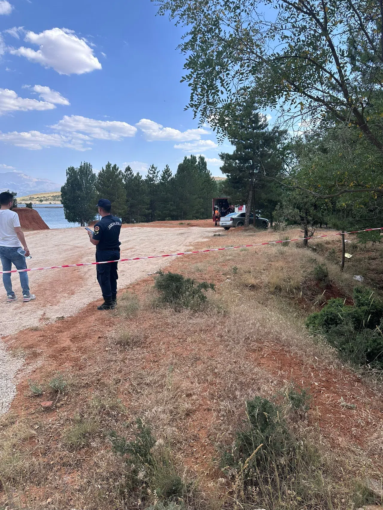 Kayıp Olarak Aranan Genç, Gölette Ölü Bulundu