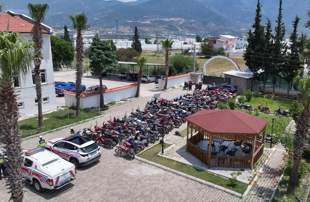 Motosikletlere Yönelik Huzur Ve Güven Uygulamasında 145 Araç Trafikten Men Edildi