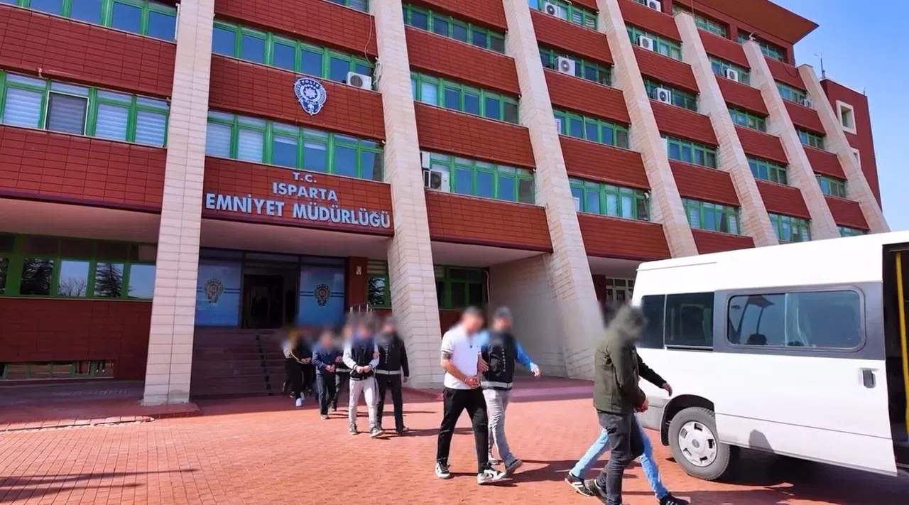 Narkotik Operasyonlarında 22 Kişiye Adli İşlem Yapıldı