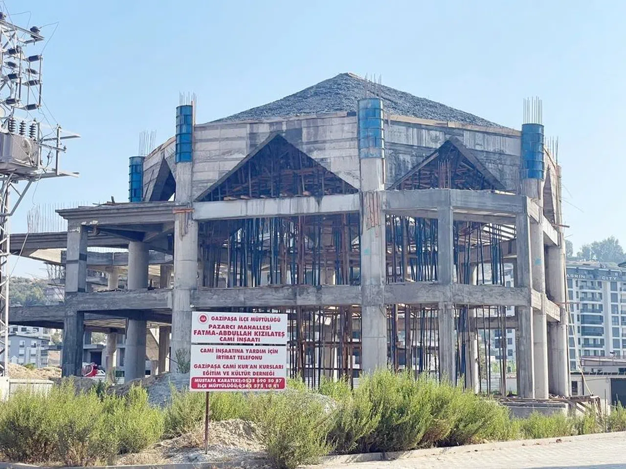 O Mahalle Camisine Bayramla Birlikte Kavuştu