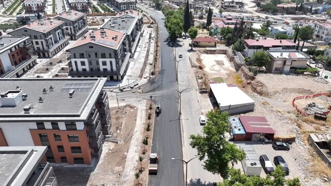 Kahramanmaraş’ta Yeni Yerleşim Alanlarına Modern Yol Ağı