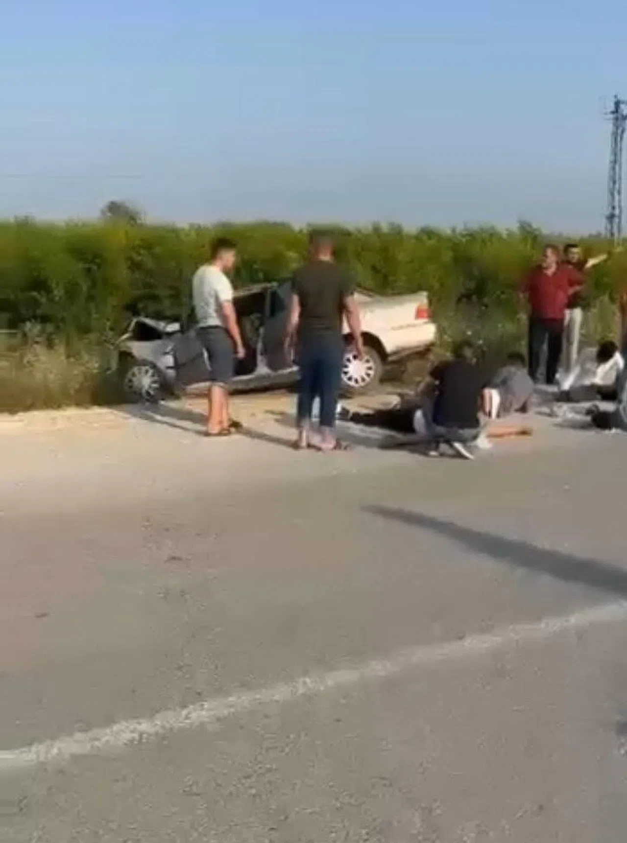 Otomobil İle Hafif Ticari Araç Çarpıştı: 7 Yaralı