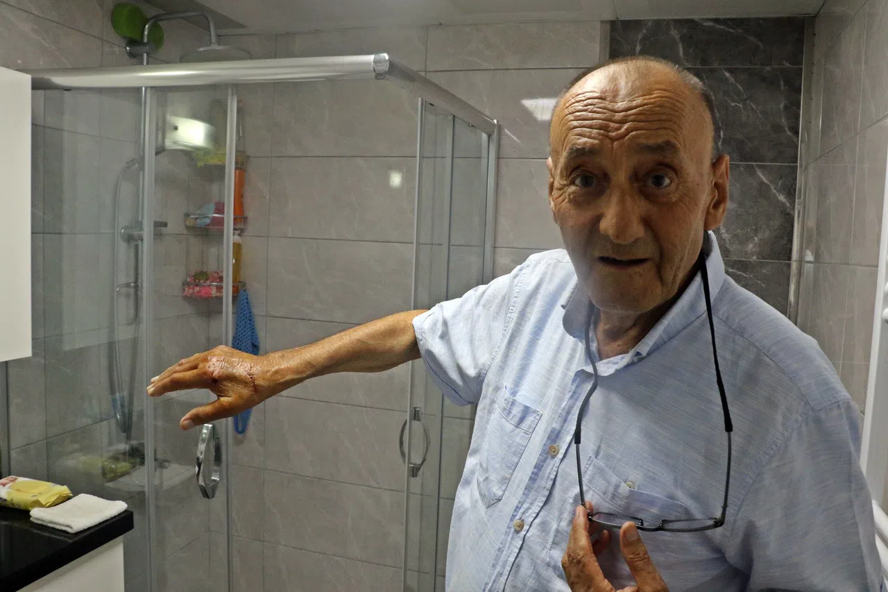 Patlayan Duş Kabininde Yaralandı, 1 Aydır Direksiyon Başına Geçemiyor