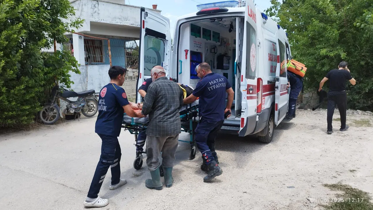 Su Kuyusuna Düşen 91 Yaşındaki Adamı İtfaiye Kurtardı