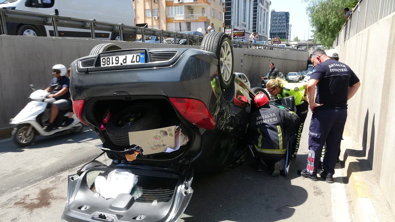 Takla Atan Araçtan Burnu Bile Kanamadan Çıktı