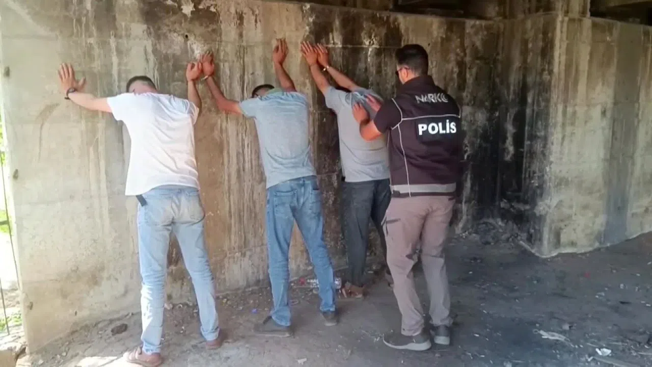 Uyuşturucu Denetimi: 65 Şüpheli Yakalandı
