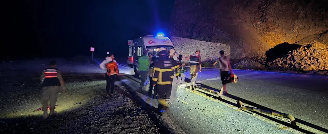 Virajı Alamayarak Uçurumdan Uçan Genç Motosikletçi Öldü