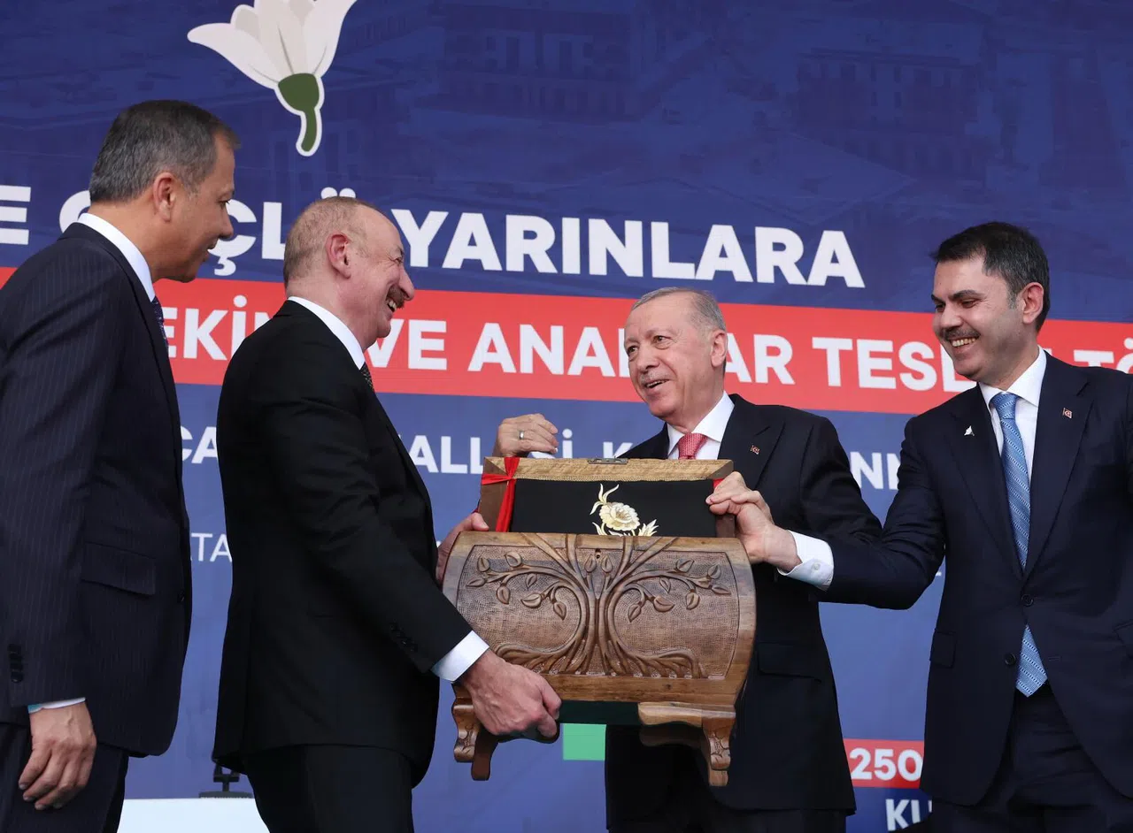 Kahramanmaraş’ın Tescilli El Sanatları Erdoğan ve Aliyev’e Hediye Edildi