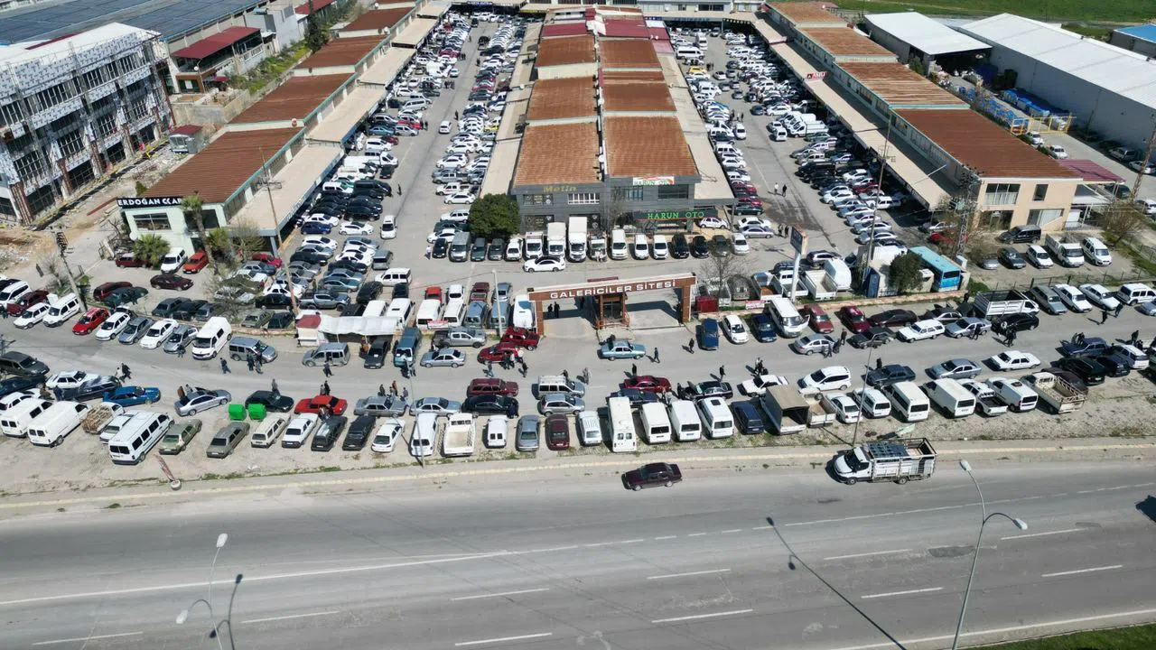 Kahramanmaraş’ta İkinci El Araç Pazarında Sessizlik Hakim
