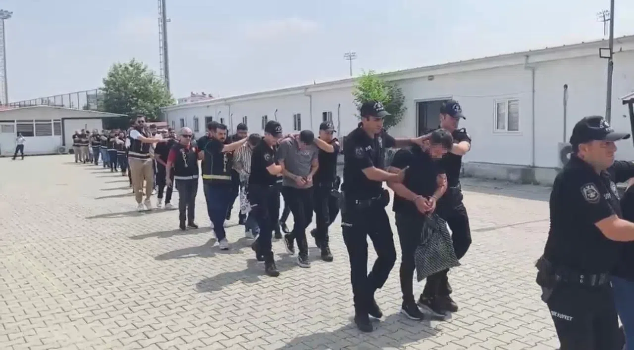 Yağma Ve Silahlı Saldırı Olayıyla İlgili 9 Tutuklama