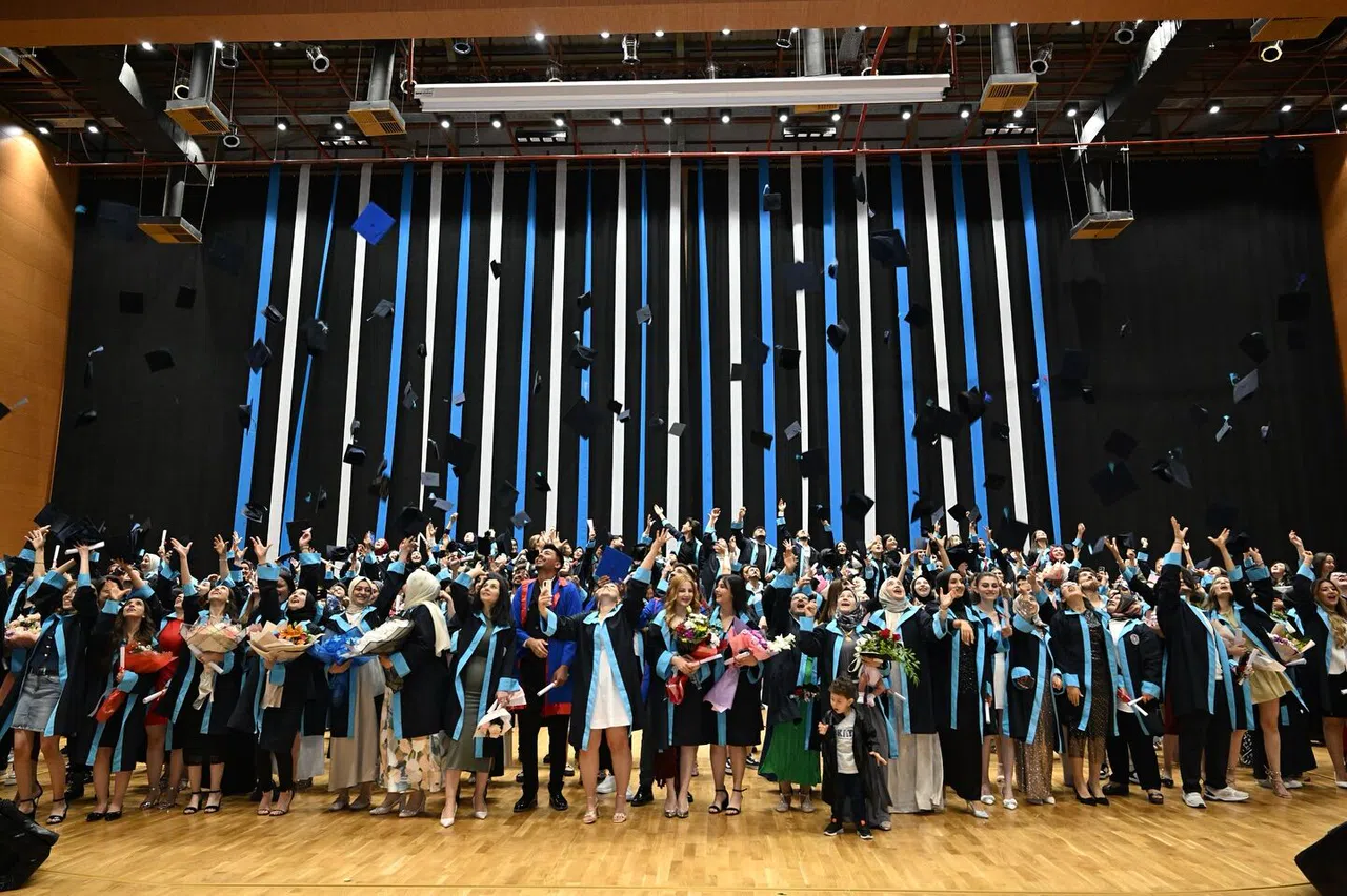 KSÜ Sosyal Bilimler MYO’da Mezuniyet Coşkusu