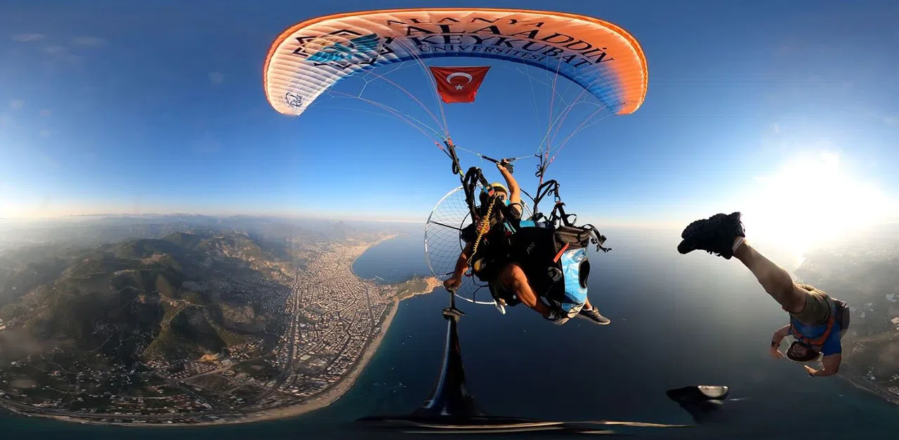 1600 Metrede Türk Bayrağı Dalgalandırıldı