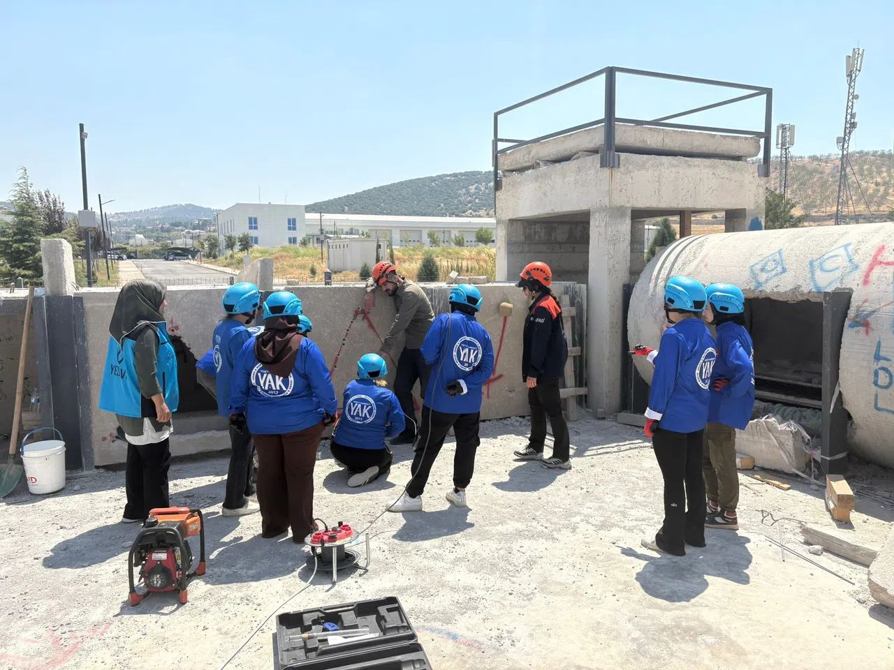 Kahramanmaraş’ta Enkazda Arama Kurtarma Eğitimi Verildi