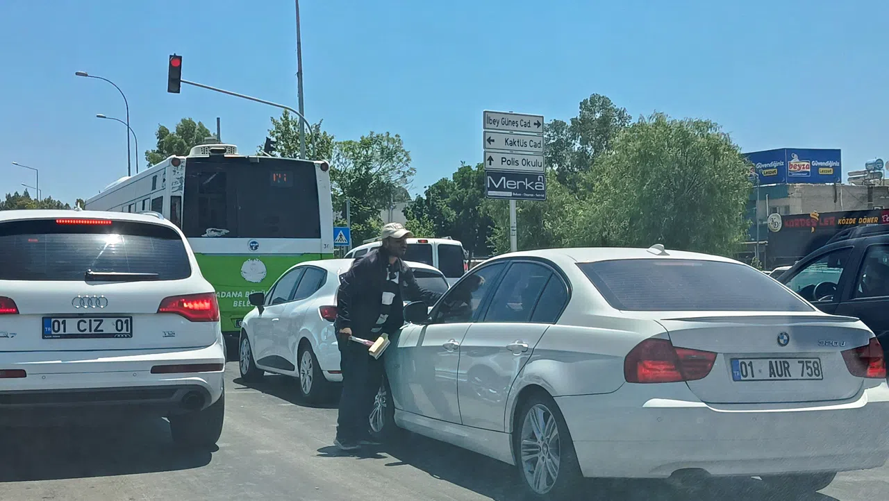 Cam silici tehdidi: Para alamayınca çılgına dönüyorlar