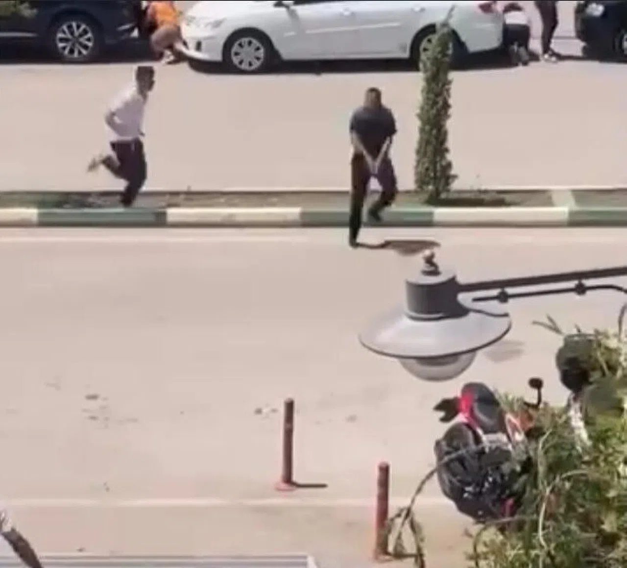 Çıkan Silahlı Çatışmada 2 Kişi Yaralandı