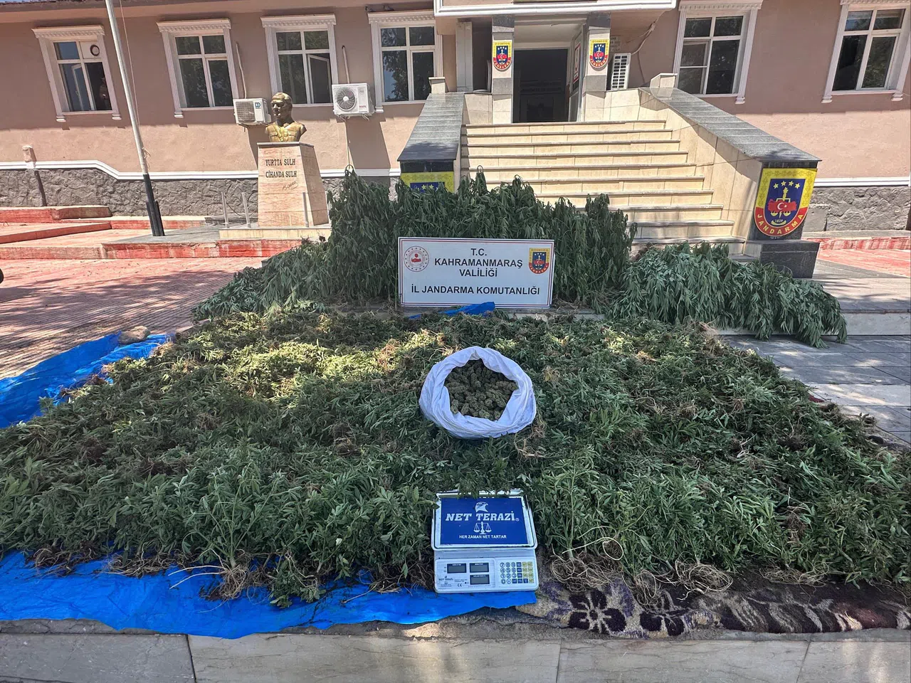 Kahramanmaraş'ta 4 Uyuşturucu Taciri Tutuklandı