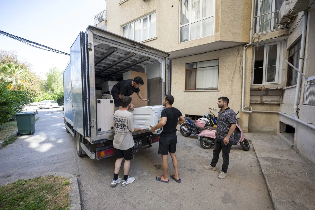 Üniversitelilere Ücretsiz Nakliye Desteği