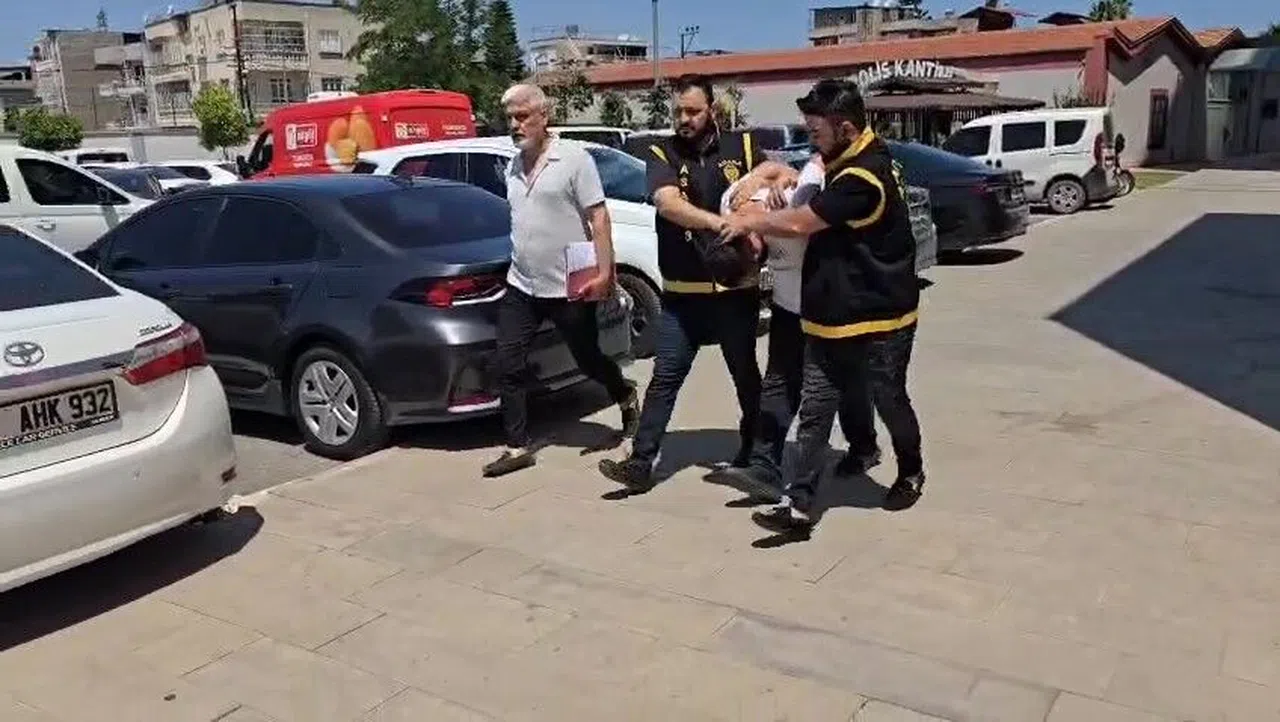 Kadını Sürükleyip Çantasını Çaldılar