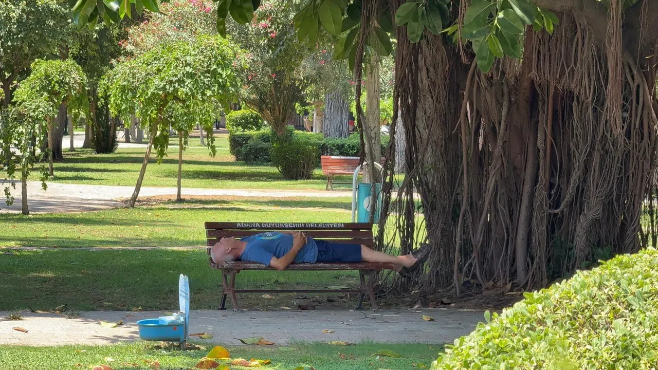 Aşırı Sıcaklar Kentin Boşalmasına Neden Oldu
