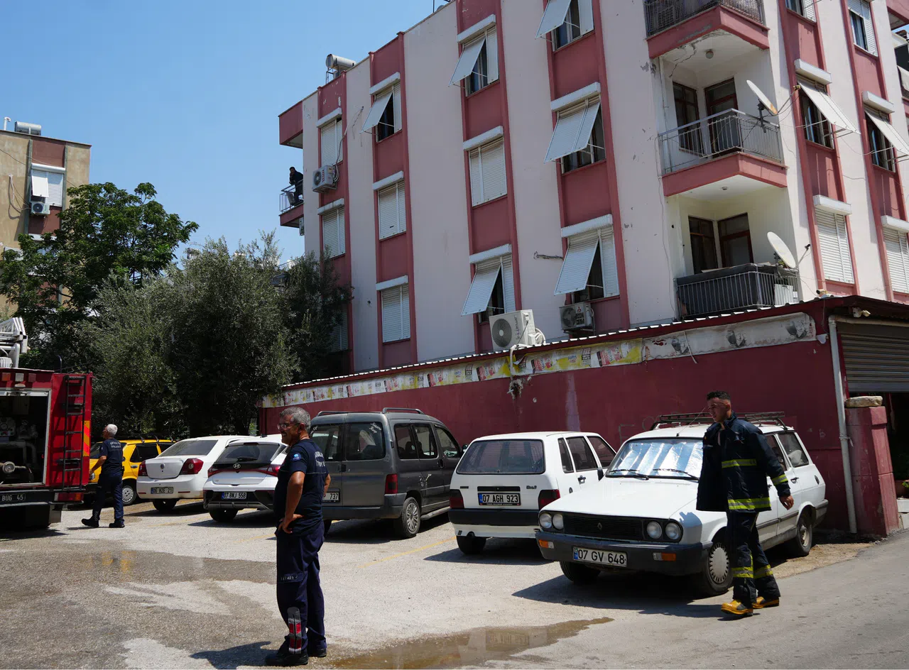 Apartman Dairesinde Yangın Korkuttu