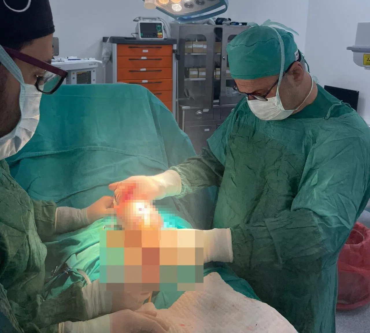 Kahramanmaraş’ta Bir Hastanın Testisinden Dev Tümör Çıkarıldı